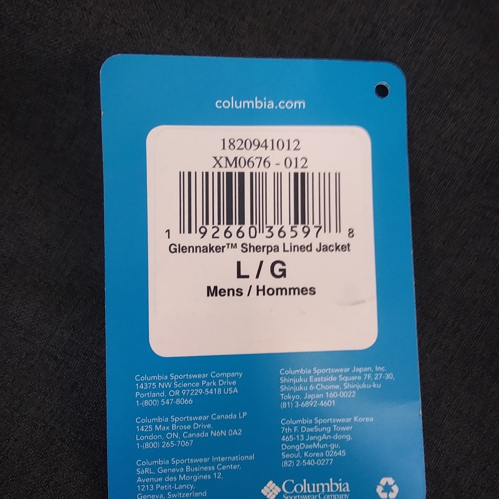 Large Columbia Jacket - Picture 2 of 4